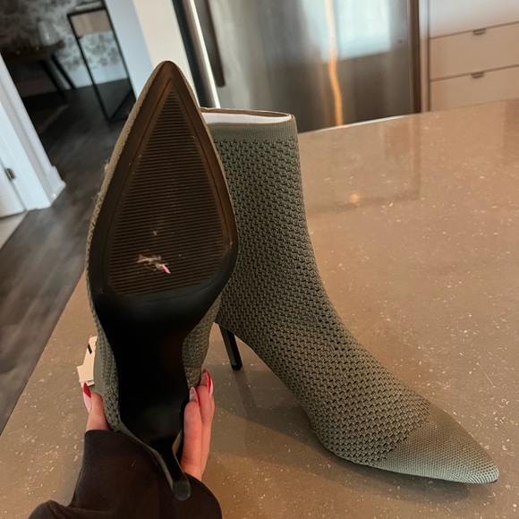 NWT Zara Sock Booties - Picture 3 of 4